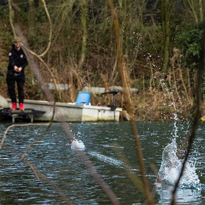 Fox Edges Removable Flying Fishing Back Leads In Use 2
