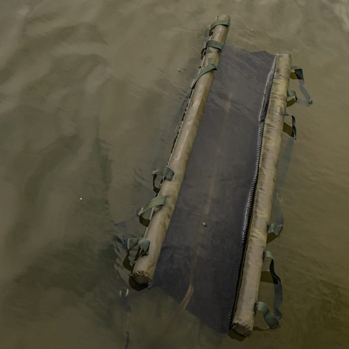 Fox STR Floatation Weigh Sling In Use 4