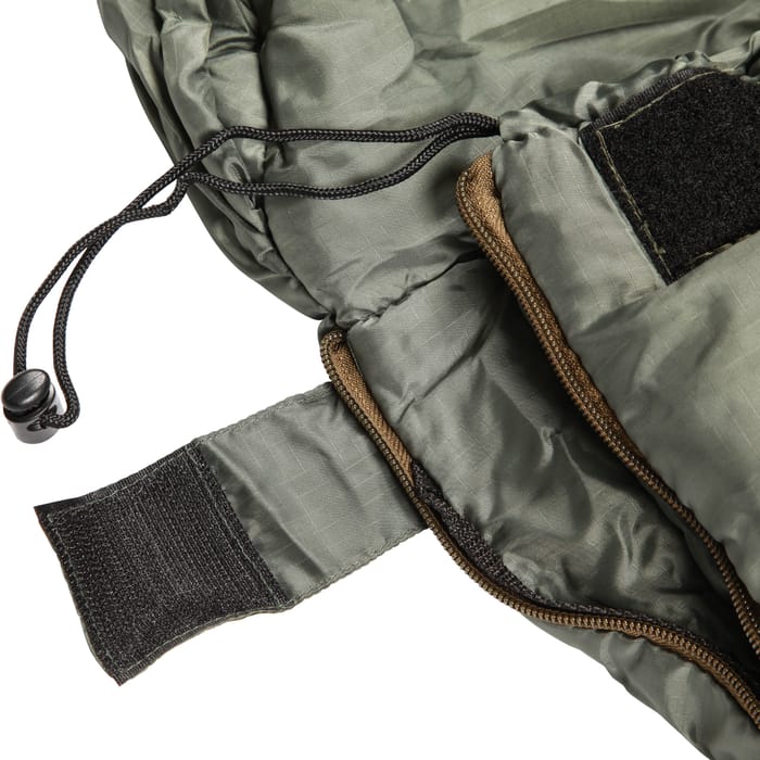 Gardner Crash Bag 3 Season Snug Closure