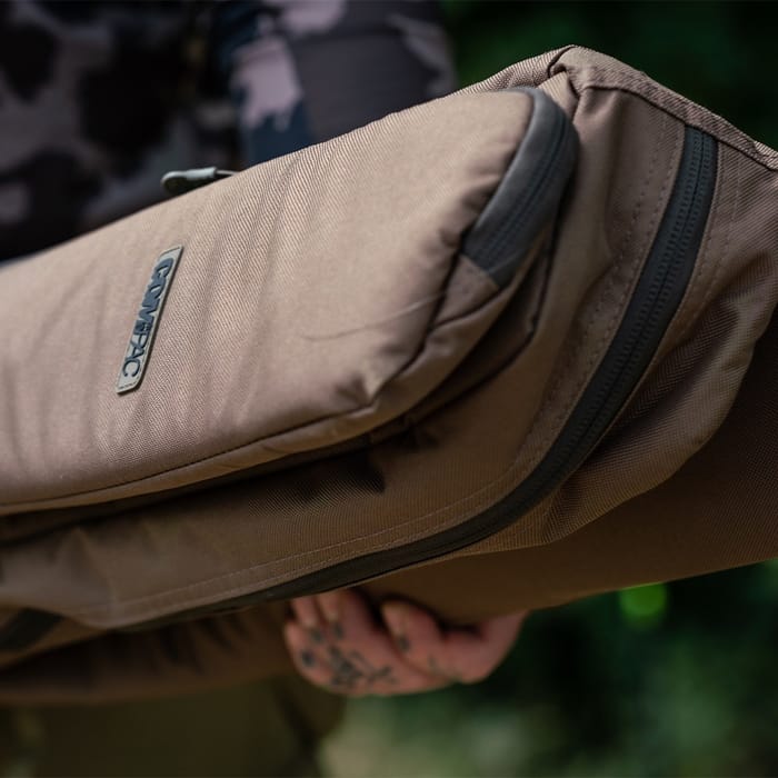 Korda Compac Fishing Holdall 12ft 3 Rod In Use 1