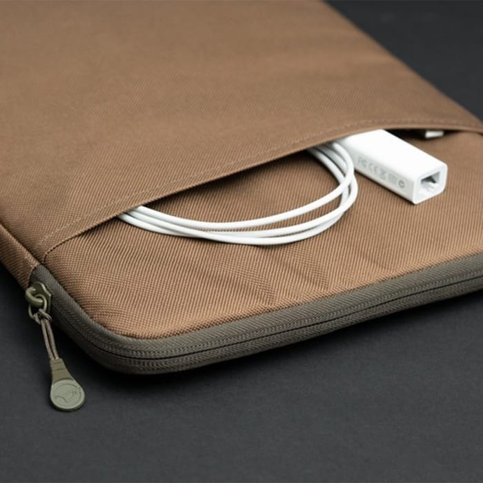 Korda Compac Tablet Fishing Bag Close Up In Use 