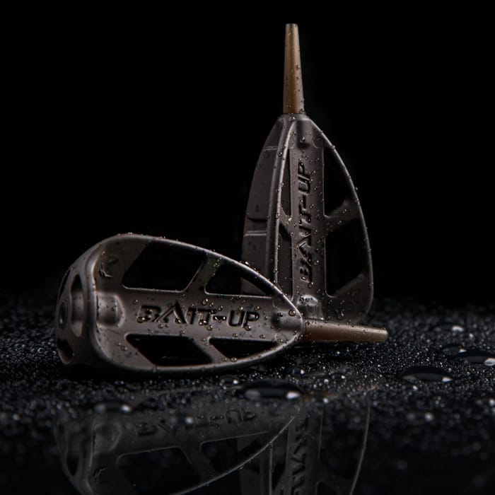 Korda Bait-Up Method Fishing Feeder Close Up 2