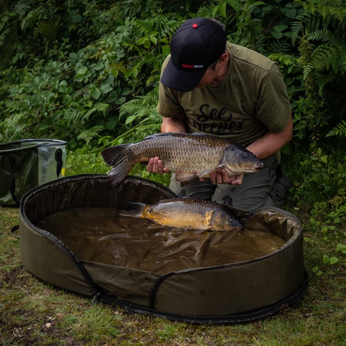 Korda Basix Carp Cradle Lifestyle 2