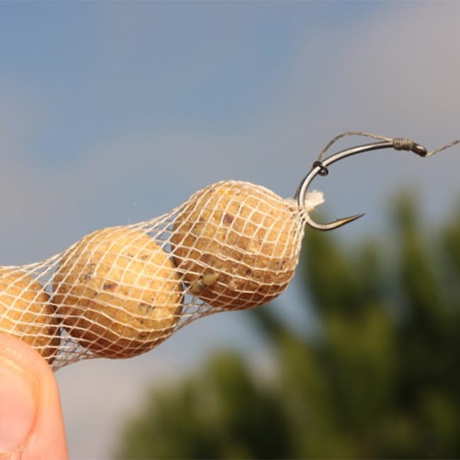 Korda Boilie Funnel Web PVA Fishing System In Use 4