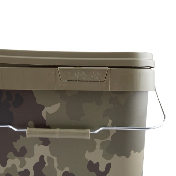 Korda Compac Bucket 17L Close Up 1