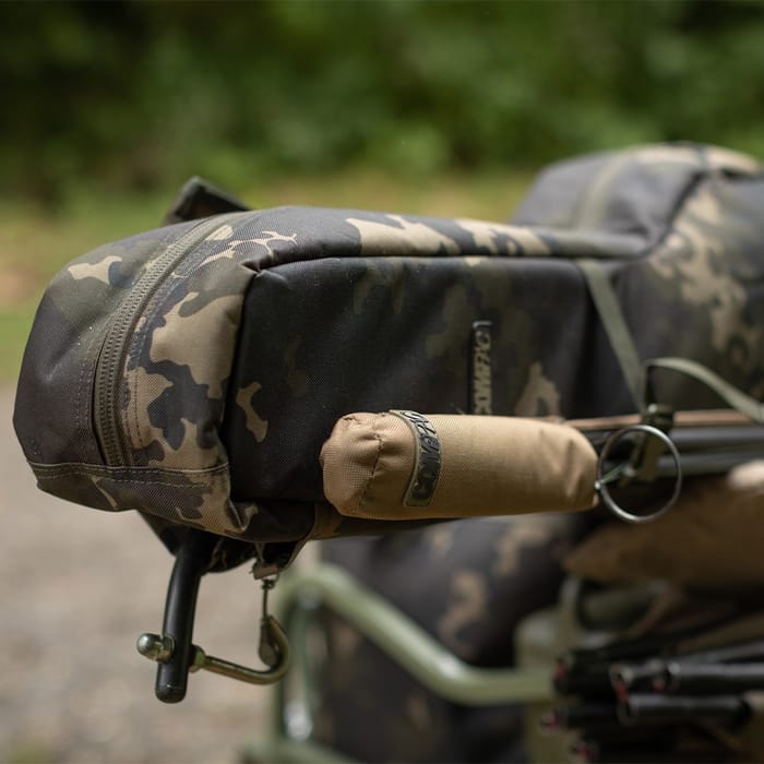 Korda Compac Dark Kamo 5 Rod Holdall 12ft Close Up 1