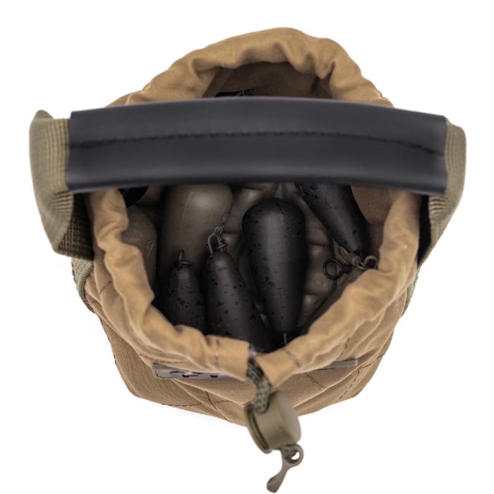 Korda Compac Fishing Lead Pouch In Use 4