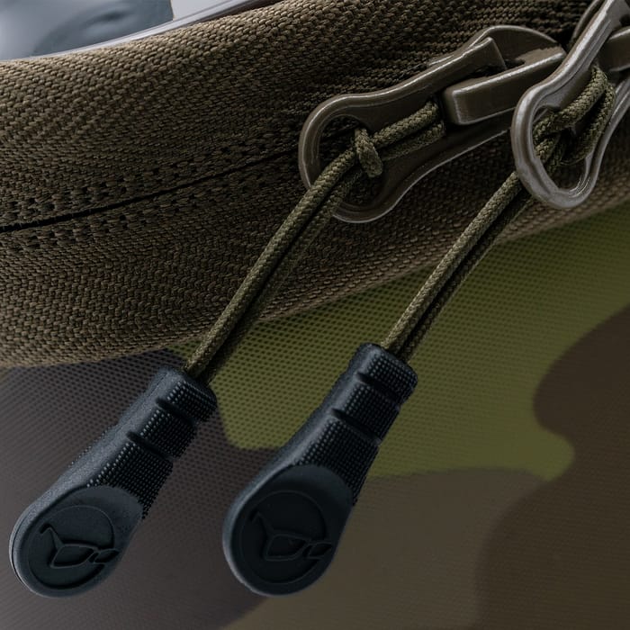 Korda Compac Fishing Kamo 220 Zips