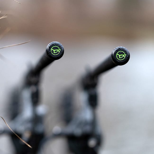 Korda Kaizen Green Carp Rod In Use 4