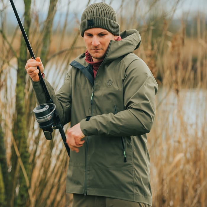 Korda Kore Drykore Fishing Jacket Olive In Use 1