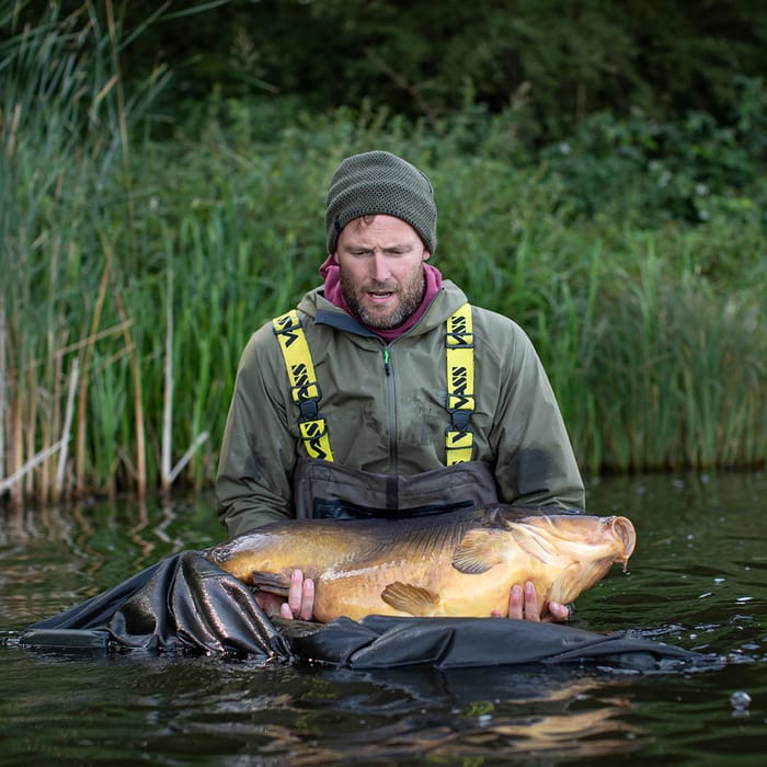 Korda Kore Drykore Fishing Jacket Olive In Use 4