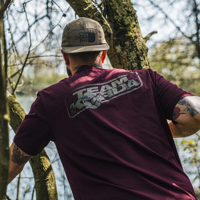 Korda TK Digi Kamo T-Shirt - Burgundy