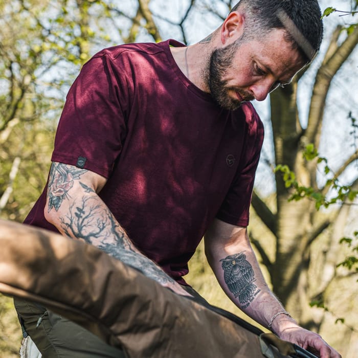 Korda TK Digi Kamo T-Shirt - Burgundy