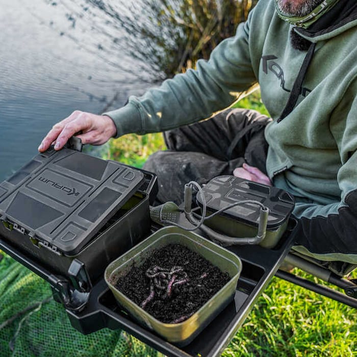 Korum Allrounder Side Tray In Use 3