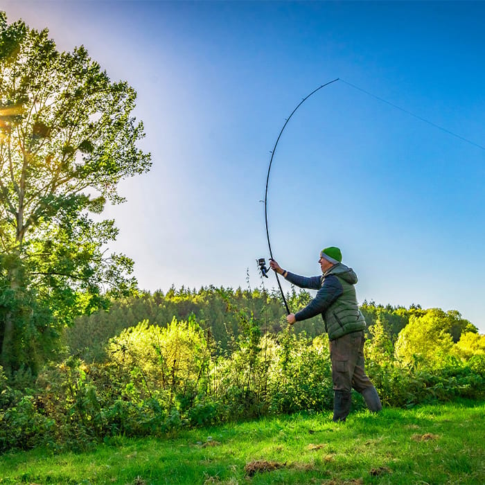 Korum Bopper Bait Up Spod Fishing Rod In Use 1