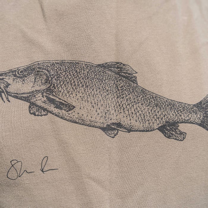 Korum Classic Barbel Hoodie Close Up 1