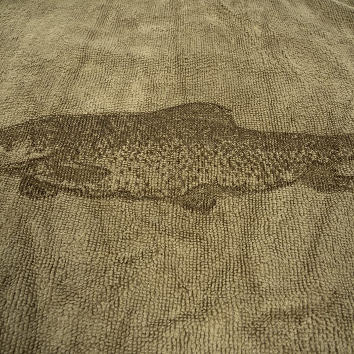 Korum Classic Barbel Microfibre Towel 1