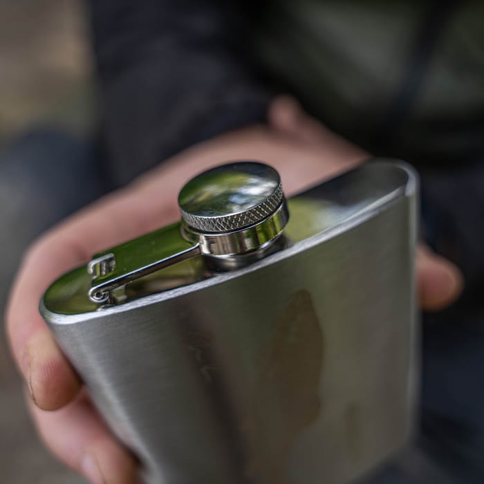 Korum Classic Hip Barbel Flask 7oz 3