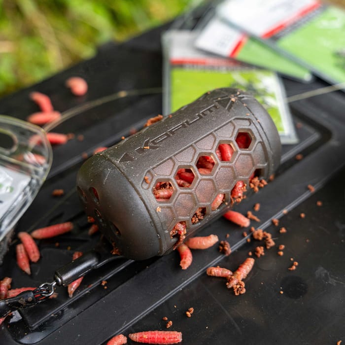 Korum Combi Fishing Feeder 4