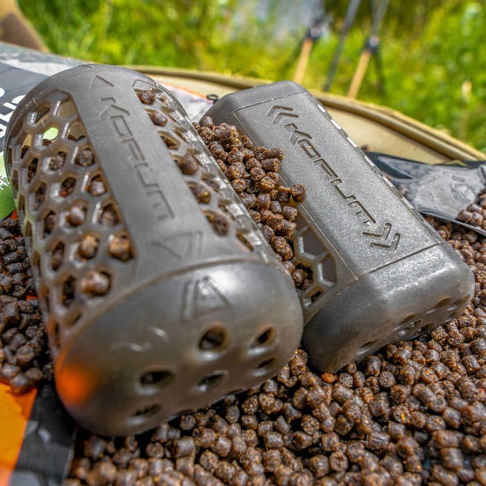 Korum Combi Feeder Fishing Caps In Use 1