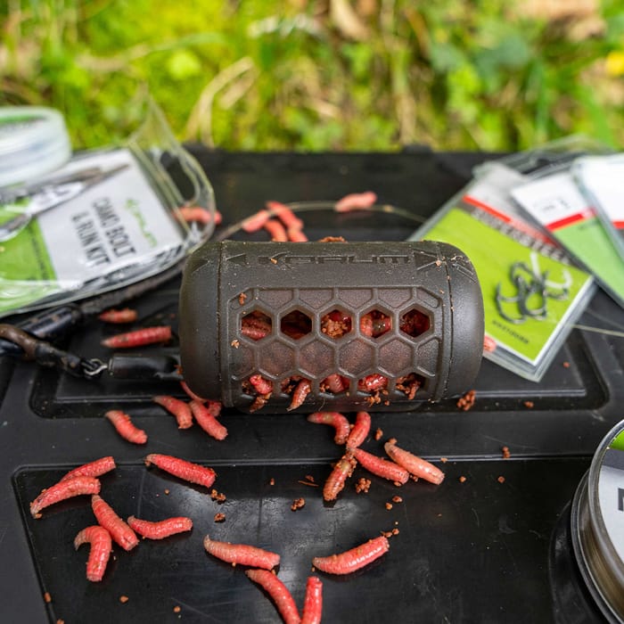 Korum Open End Feeders In Use 3