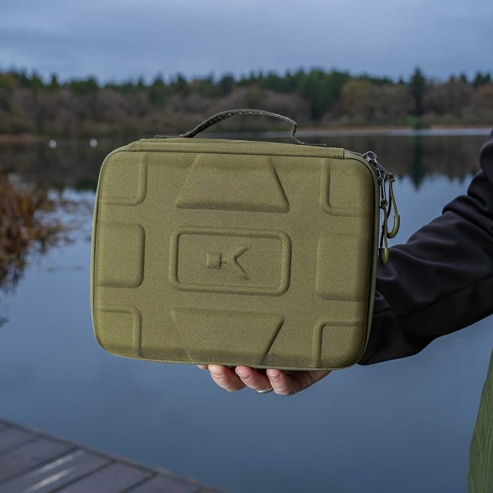 Korum Progress Hardcase Cooler 4L 1