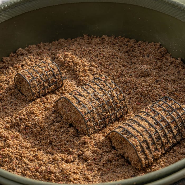Korum River Cage Small Fishing Feeders In Use 5
