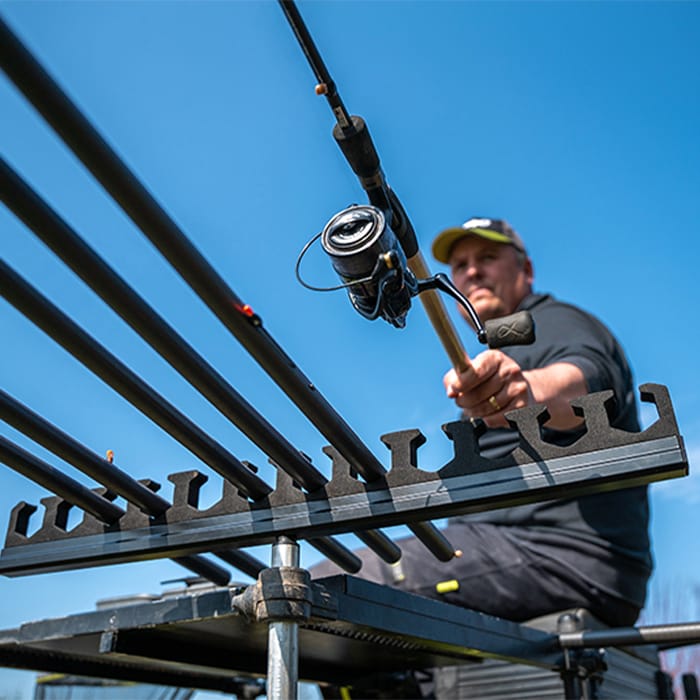 Matrix 12 Kit Threaded Roost Bar In Use 3