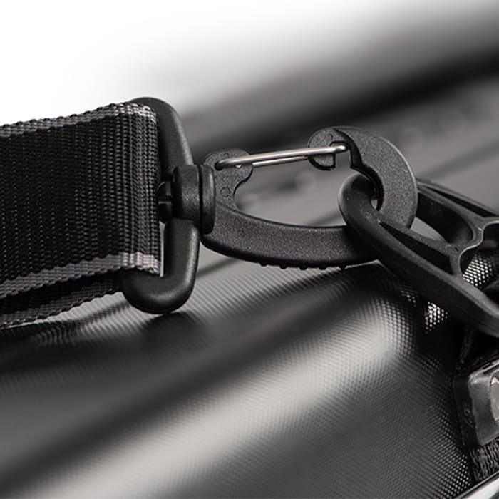 Matrix Duralite XL Fishing Pole Fishing Case 1.95m Close Up Clip