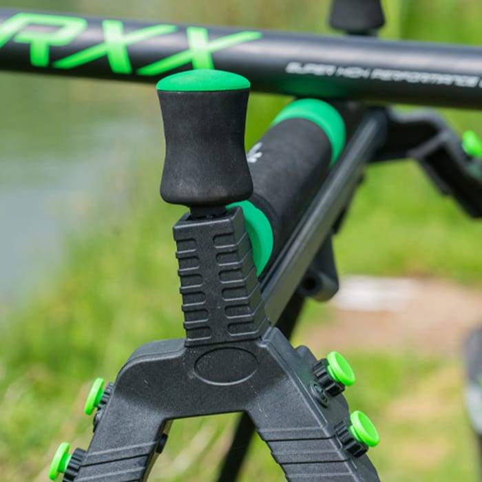 Maver MV-R X2 Flatbed Fishing Pole Roller In Use 2
