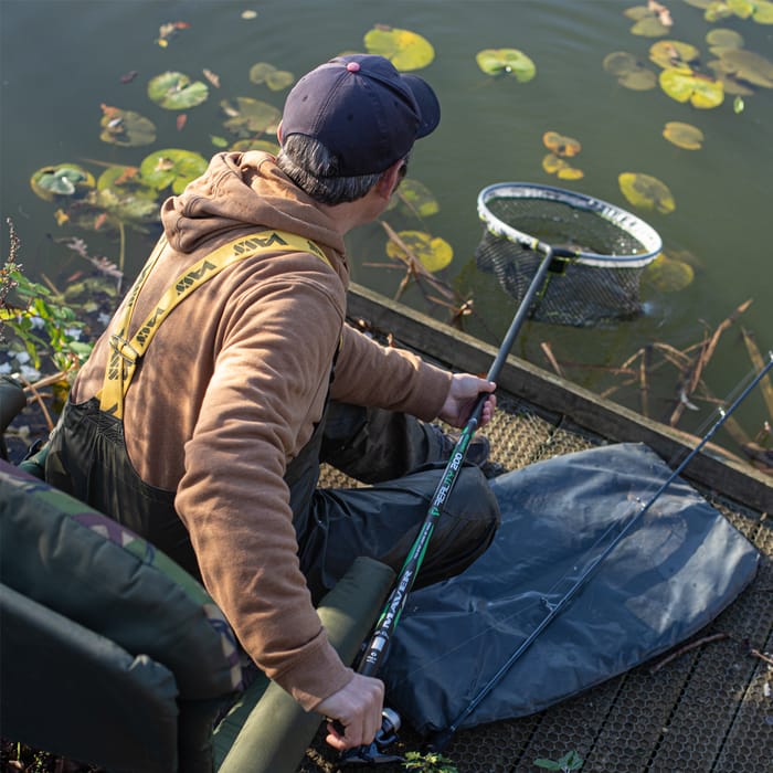 Maver Reality Landing Net Handle In Action