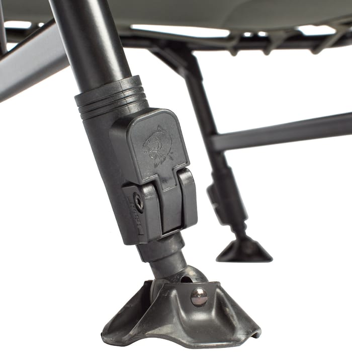 Nash Tackle Bedchair 2