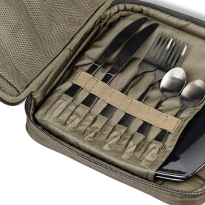 Nash Bank Life Dining Set