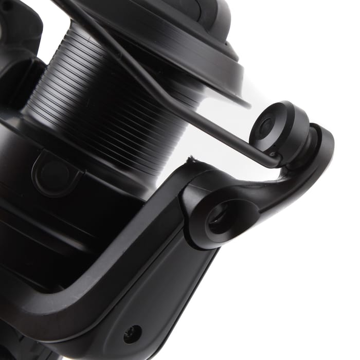 Nash BP-10 Black Fast Drag Big Pit Reel Close Up 1