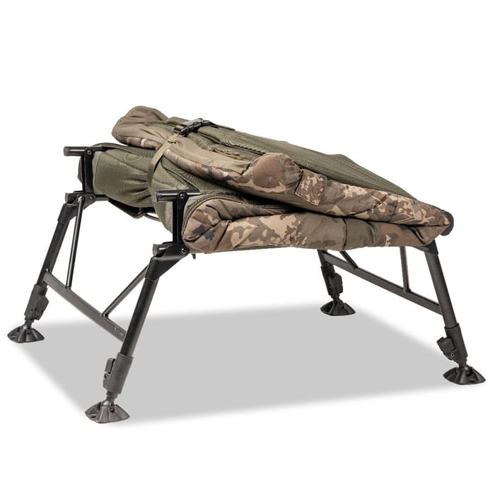Nash Indulgence 4 Leg Junior Sleep System Camo