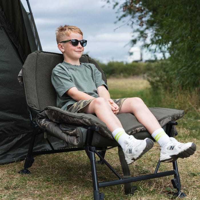 Nash Indulgence 4 Leg Junior Sleep System Camo