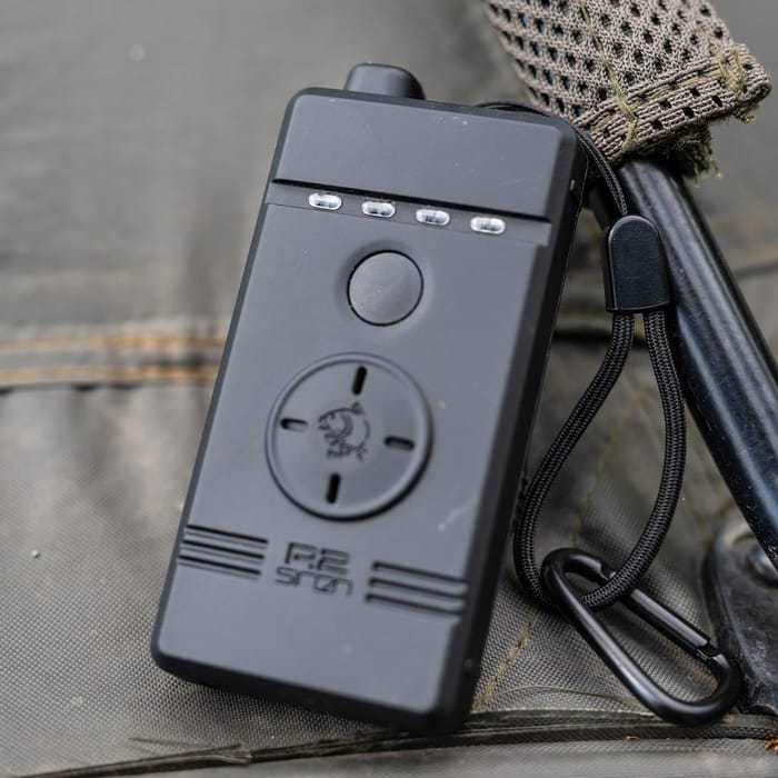 Nash Siren R2 Fishing Bite Alarm Receiver In Use 3