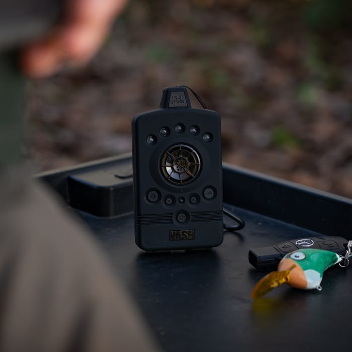 Nash R4 Bite Alarm Presentation Set Lifestyle 4