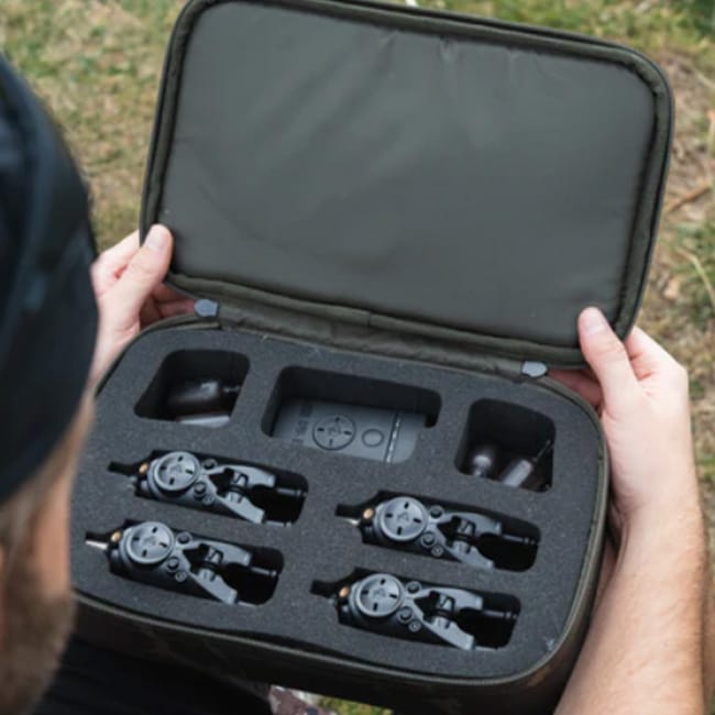 Nash Subterfuge Siren R3+/R2 Presentation Case