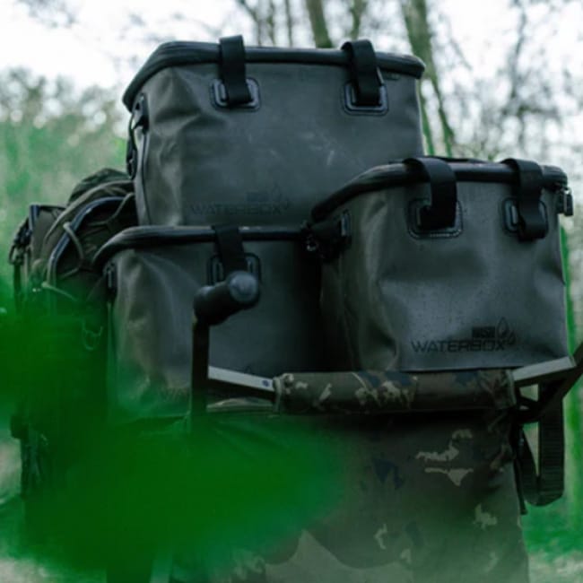 Nash Subterfuge Waterbox Carryall Large 47L