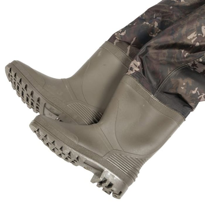 Nash Zero Tolerance Heavy Duty Camo Waders Close Up 1