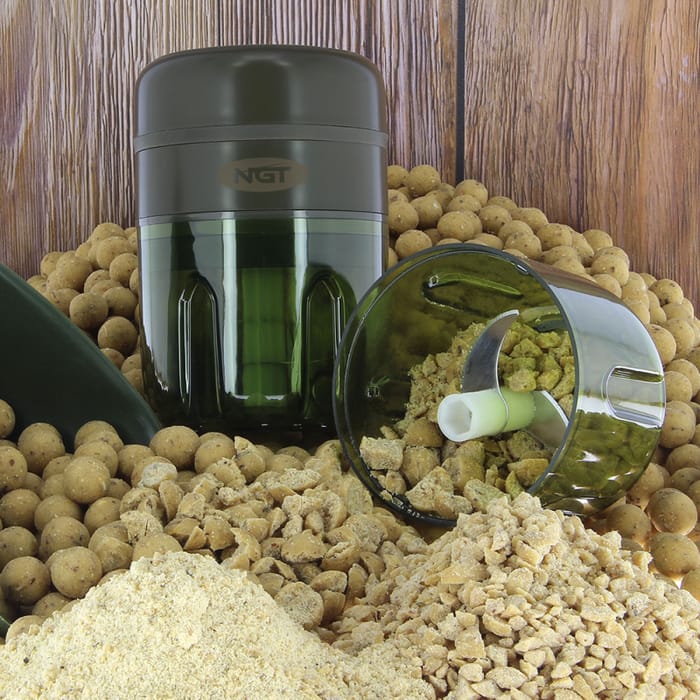 NGT Electric USB Rechargeable Boilie Grinder In Use 2