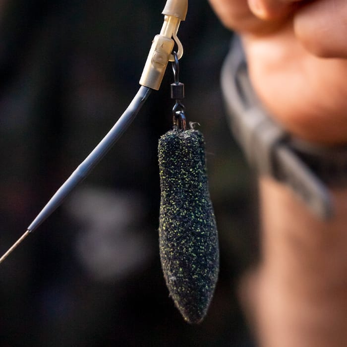 OMC Arra Fishing Lead Close Up In Use