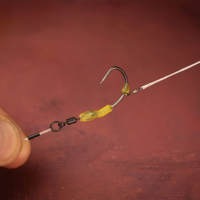 OMC Meta All-In-1 Fuzed Leader Lead Clip Cornaliner Spinner Rig Close Up 9