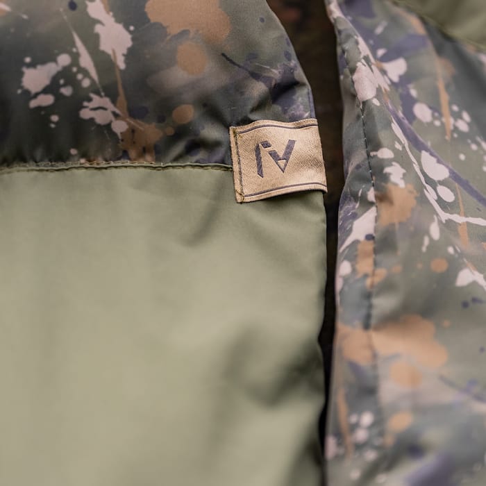 OMC Water Repellent Centre Half Camo Fishing Scarf Close Up