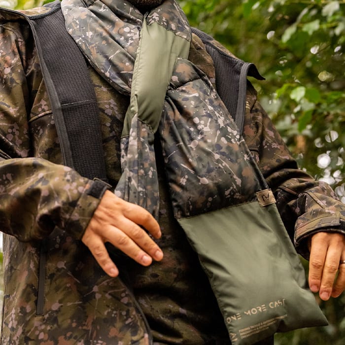 OMC Water Repellent Centre Half Camo Fishing Scarf In Use 3
