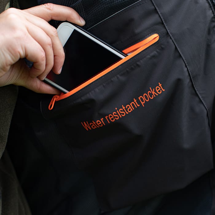 Pinewood Bolmen Fishing Jacket Dark Anthracite
 In Use 6