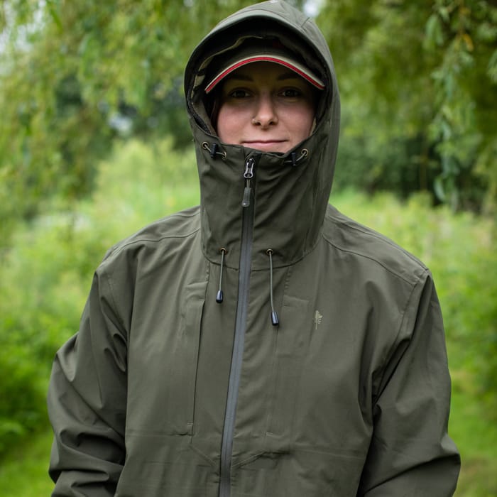 Pinewood Telluz Fishing Jacket Moss Green In Use 3