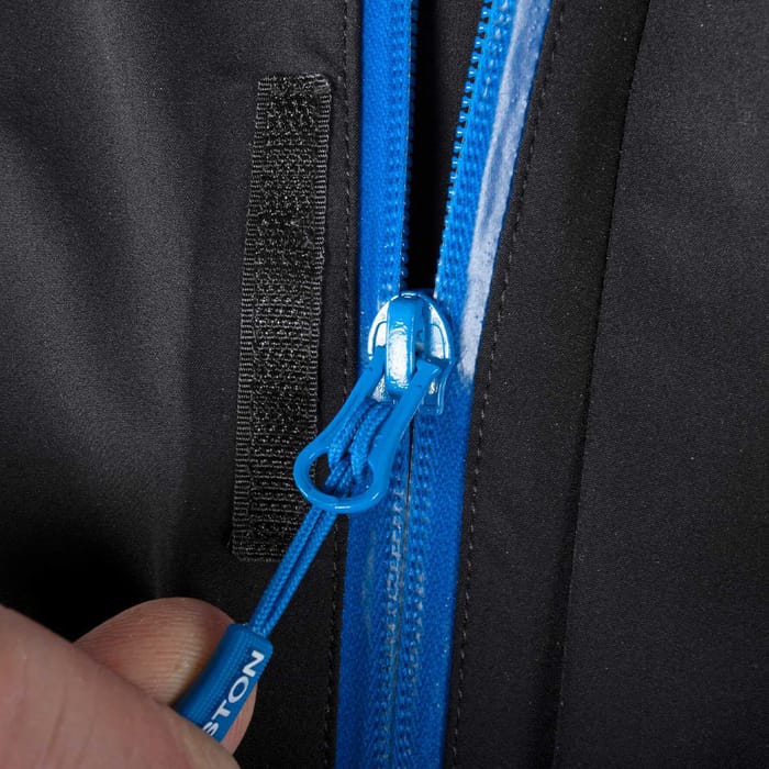 Preston DF Ultra Suit Close Up 10