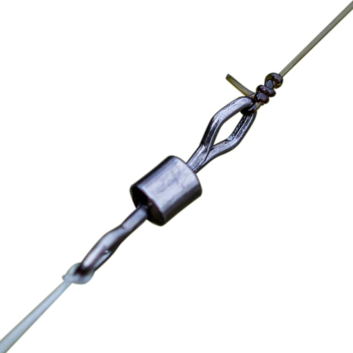 Preston Diamond Eye Match Swivels In Use